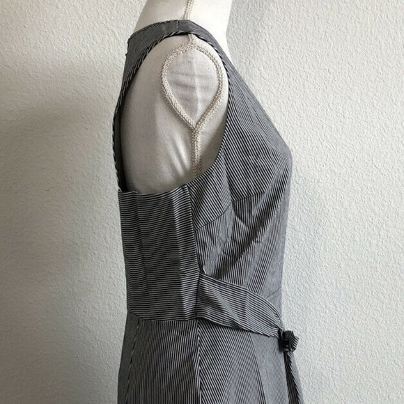 NEW! RACHEL ROY navy pinstripe v-neck ruffle dress - Picture 6 of 13